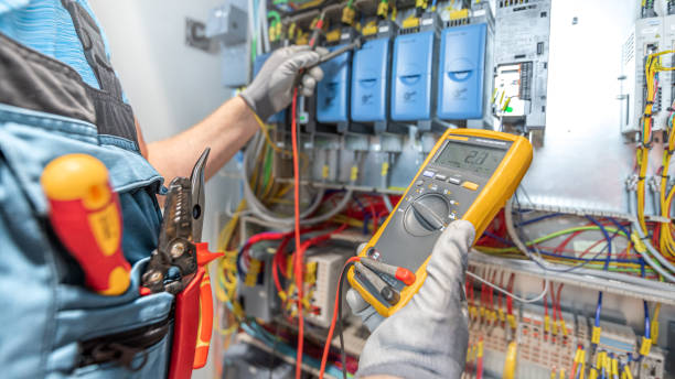 Best Commercial Electrician Services  in Teays Valley, WV